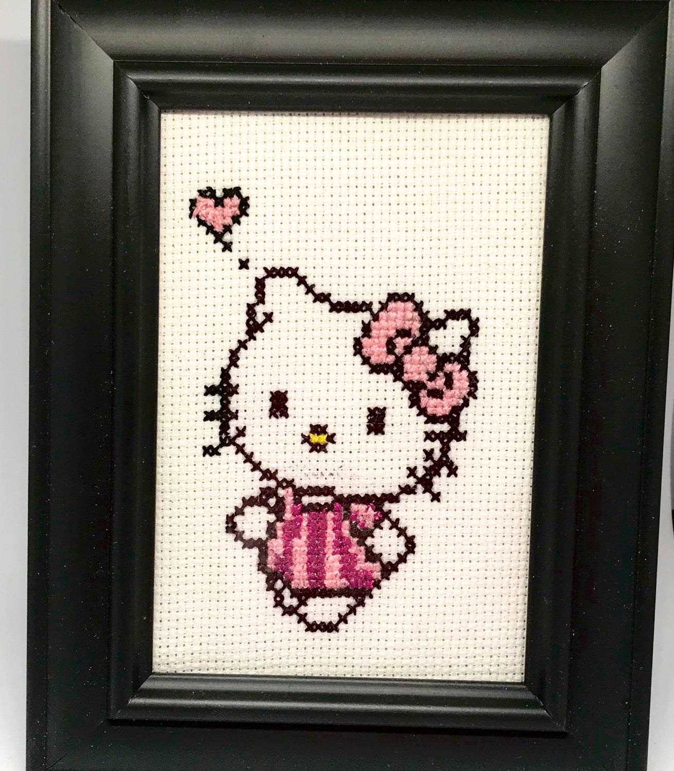 Hello Kitty Cross stitch image 0